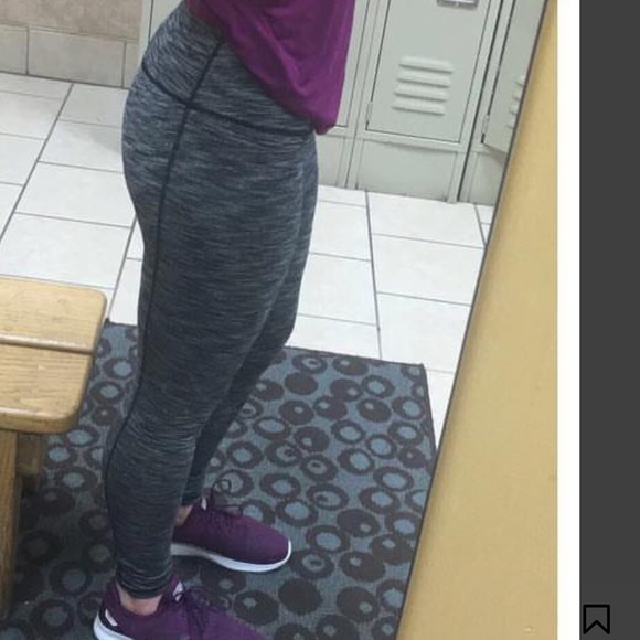 Victoria Secret Knockout Leggings - Picture 3 of 6